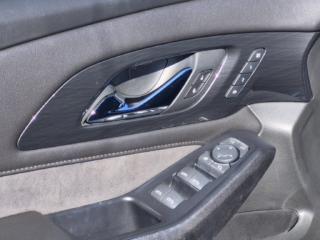 Certified 2022 Chevrolet Traverse High Country w/ LPO, Floor Liner Package FWD image 23