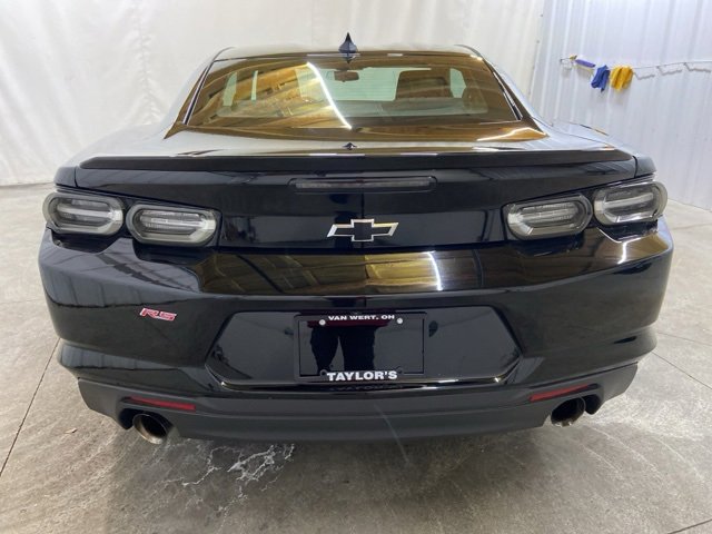 Used 2021 Chevrolet Camaro LT w/ RS Package image 8