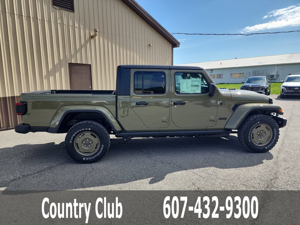 New 2026 Jeep Gladiator Willys AWD/4WD image 9