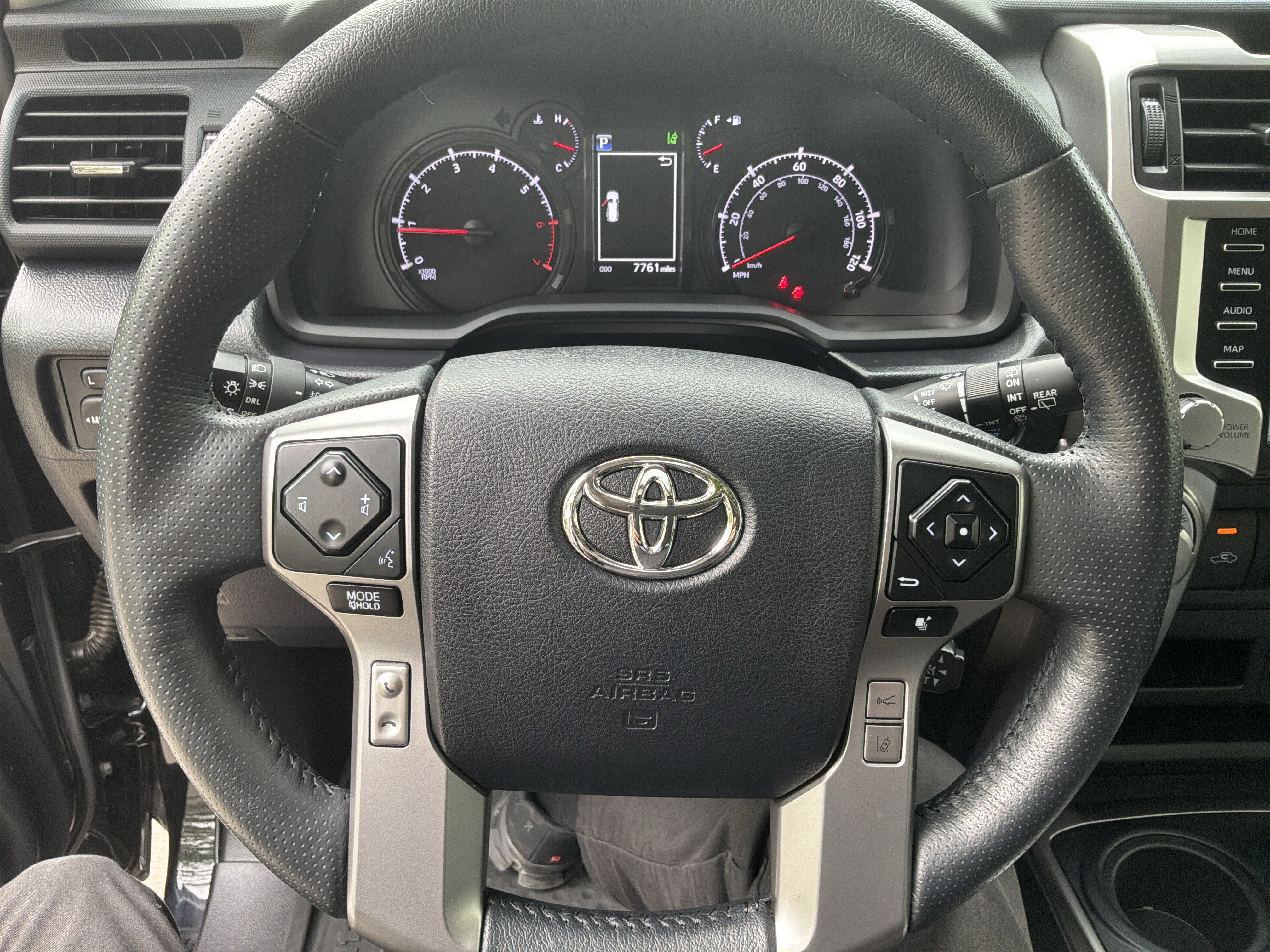 Used 2024 Toyota 4Runner SR5 Premium w/ Moonroof Package AWD/4WD image 18