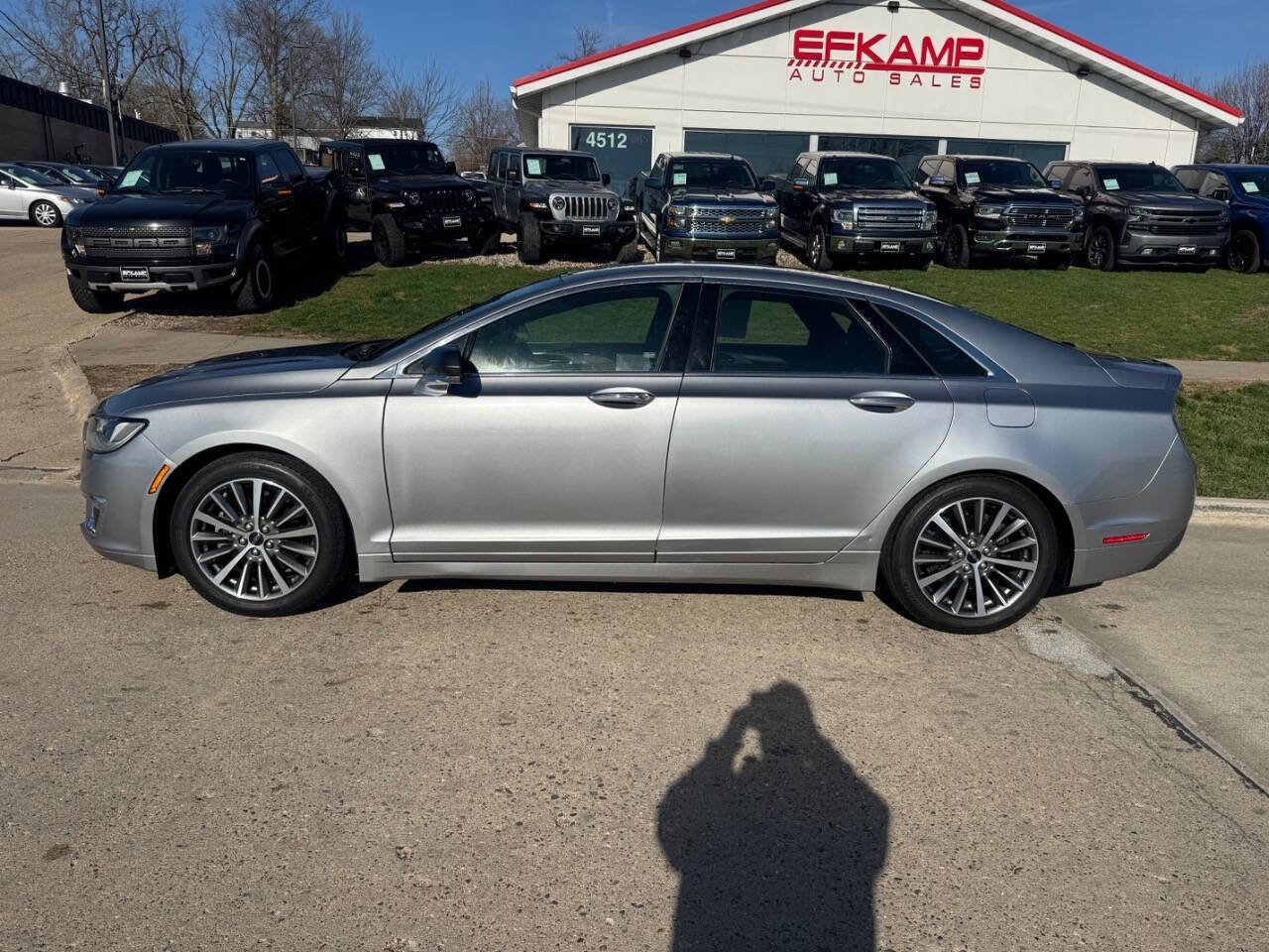 Used 2020 Lincoln MKZ AWD w/ Convenience Package image 2