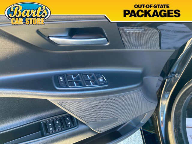 Used 2018 Jaguar XE Premium AWD/4WD image 24