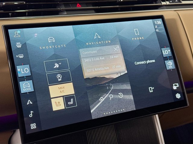 Used 2025 Land Rover Range Rover Long Wheelbase Autobiography image 15