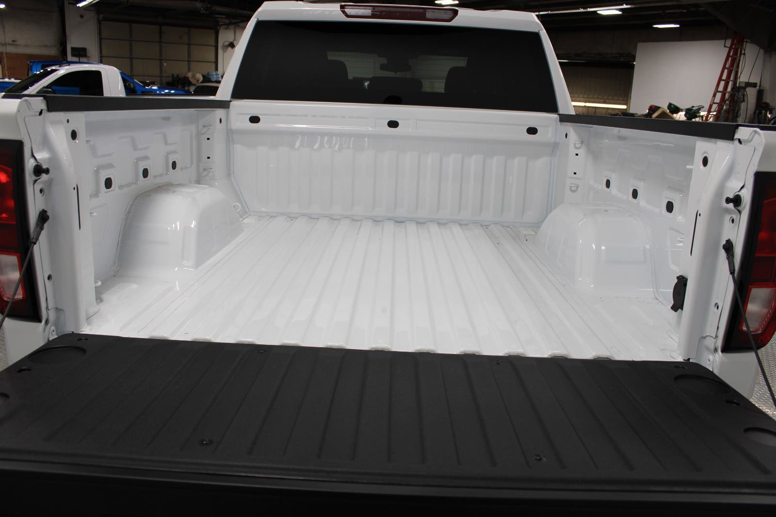 New 2026 GMC Sierra 1500 Elevation image 26