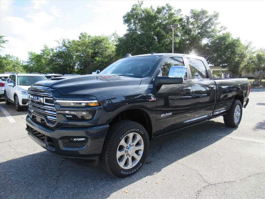 New 2026 RAM 2500 Laramie AWD/4WD image 3