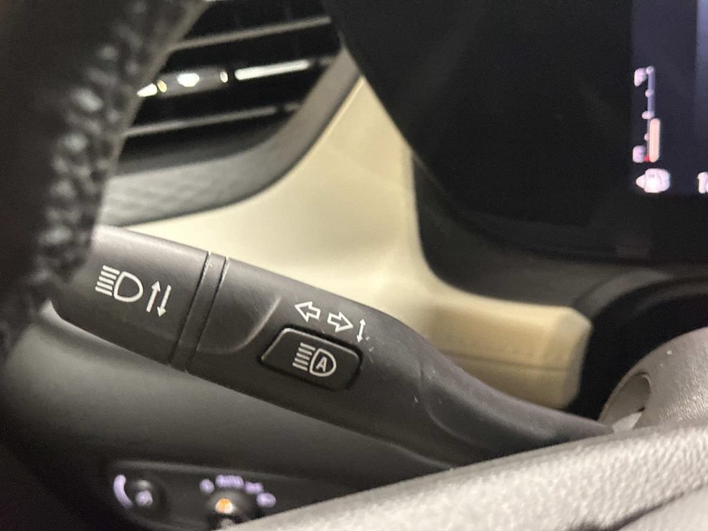 Used 2024 Buick Encore GX Sport Touring FWD image 22