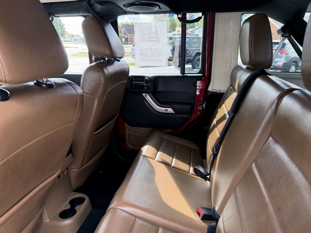 Used 2012 Jeep Wrangler Unlimited Sahara w/ Dual Top Group image 10