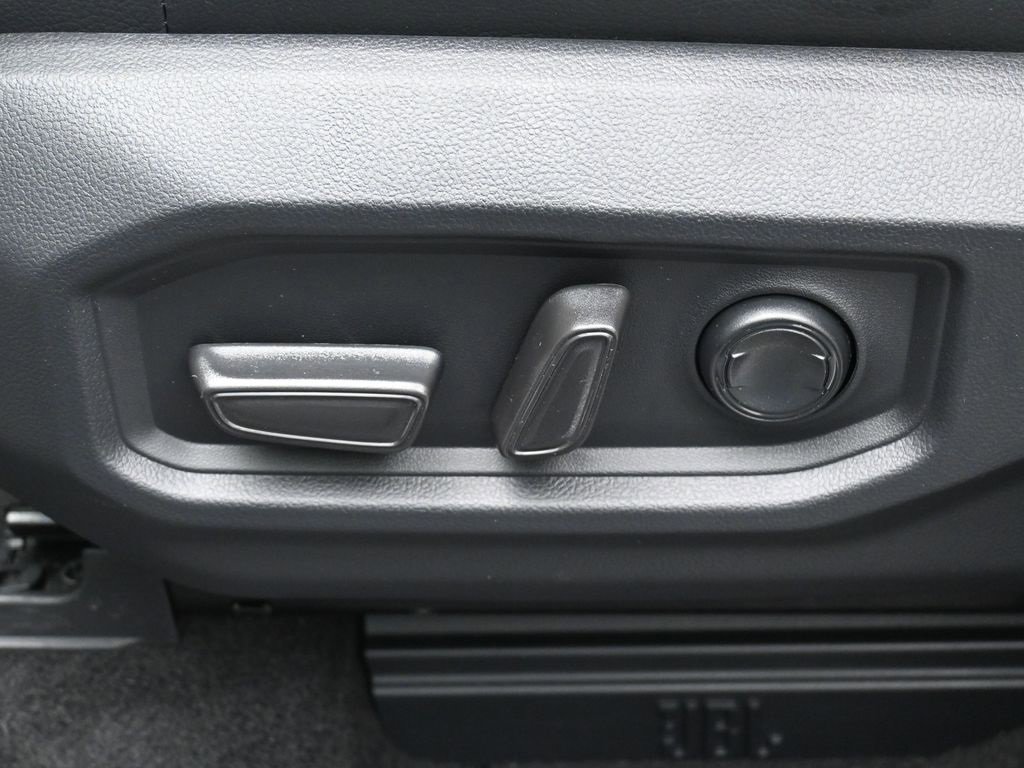 Used 2024 Toyota Tundra Limited image 10