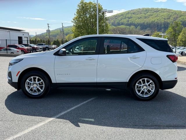 Certified 2023 Chevrolet Equinox LS AWD/4WD image 10