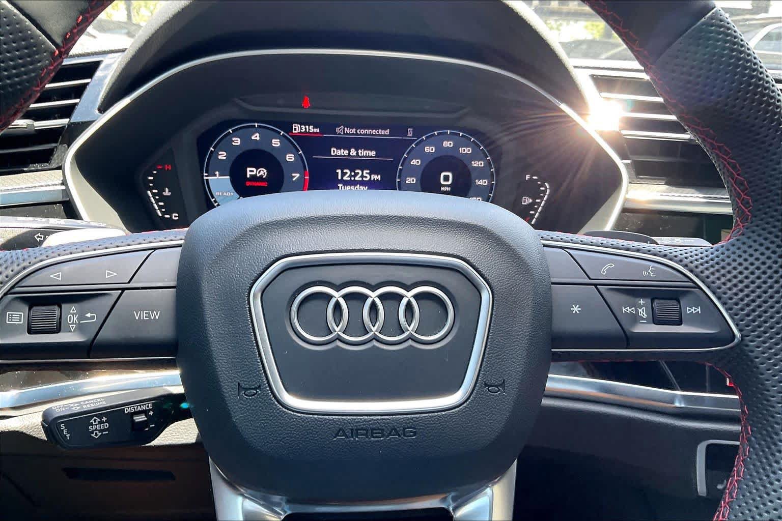 Used 2025 Audi Q3 2.0T Premium Plus w/ Premium Plus Package AWD/4WD image 34