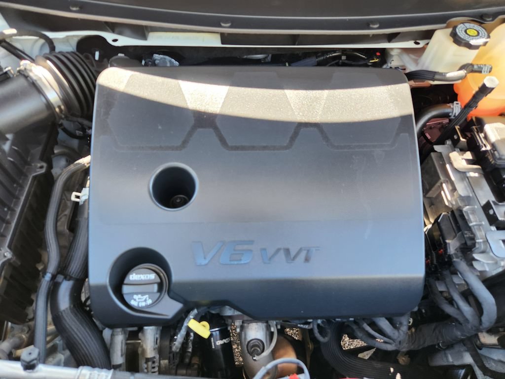 Used 2021 Chevrolet Traverse LT AWD/4WD image 32