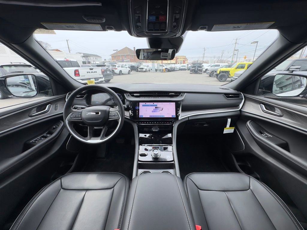 New 2026 Jeep Grand Cherokee L Limited w/ Limited Altitude Package image 11