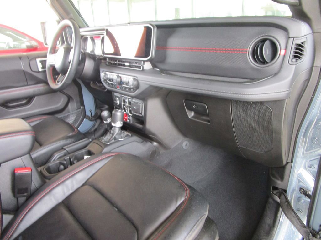 Used 2024 Jeep Wrangler Unlimited Rubicon image 26
