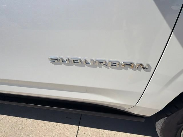 Used 2022 Chevrolet Suburban High Country AWD/4WD image 36