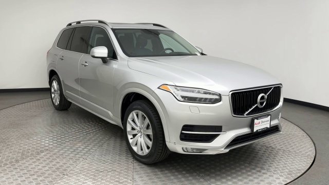 Used 2018 Volvo XC90 T6 Momentum w/ Momentum Plus Package AWD/4WD image 8