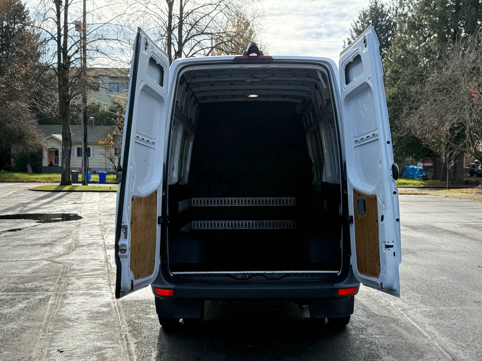 Used 2016 Mercedes-Benz Sprinter 3500 image 23