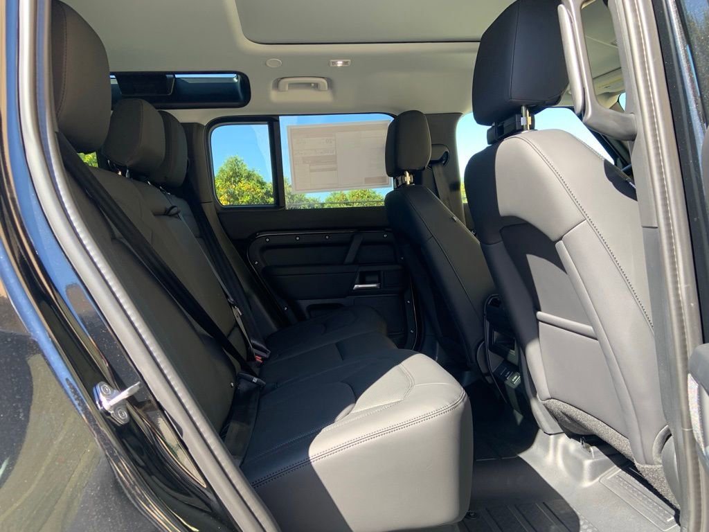 New 2026 Land Rover Defender 110 S image 17
