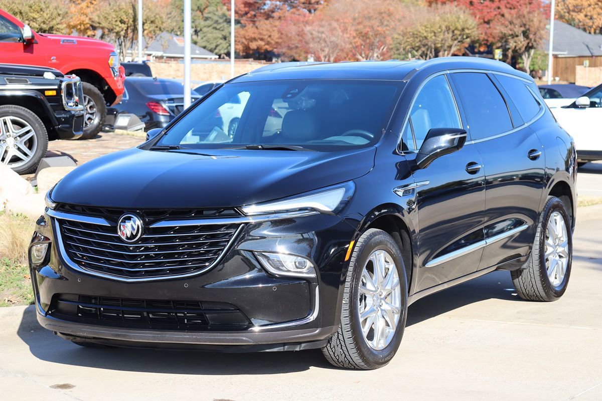 Used 2022 Buick Enclave Premium w/ Experience Buick Package image 4