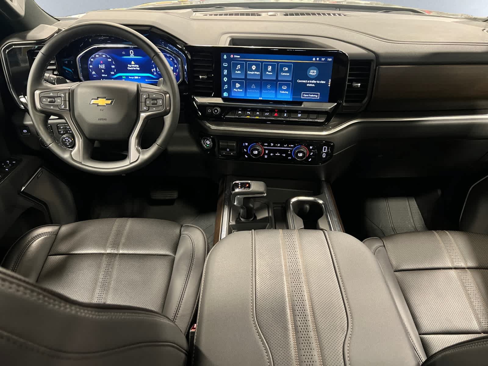 Certified 2026 Chevrolet Silverado 1500 High Country w/ High Country Premium Package AWD/4WD image 10