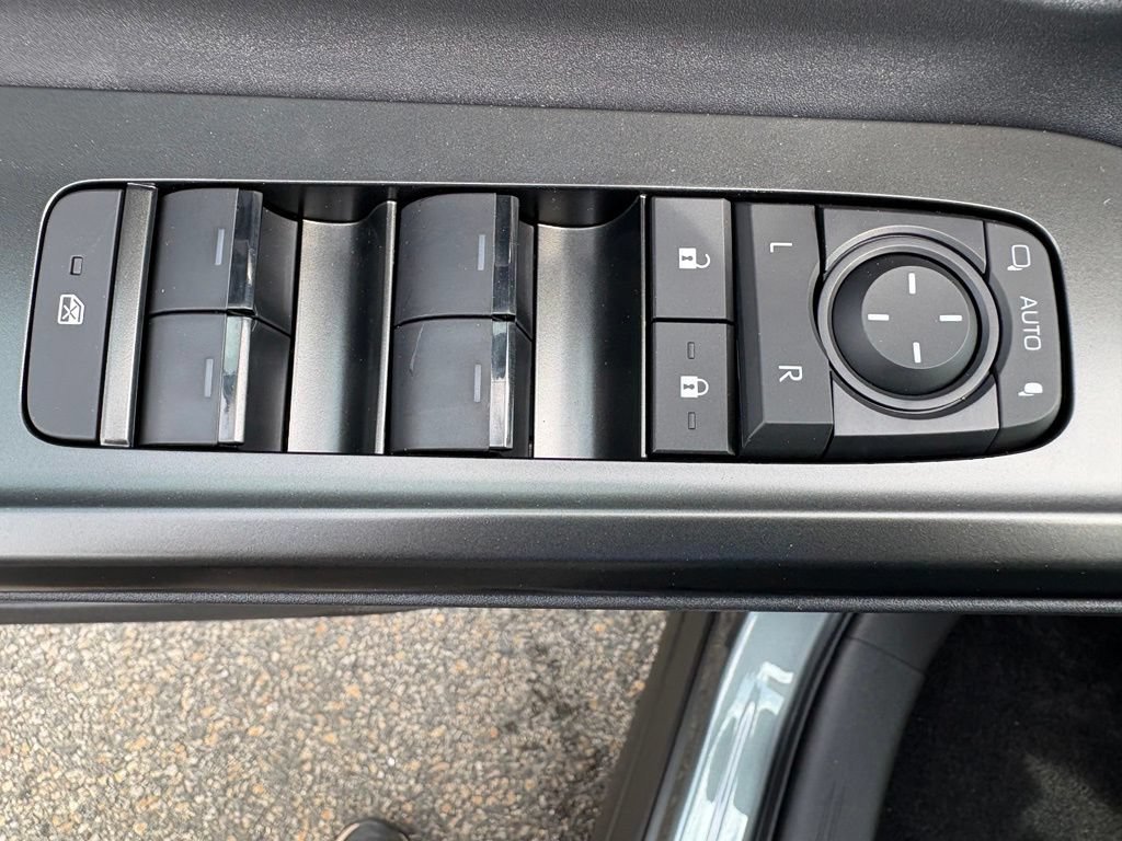 New 2026 Toyota C-HR AWD/4WD image 37