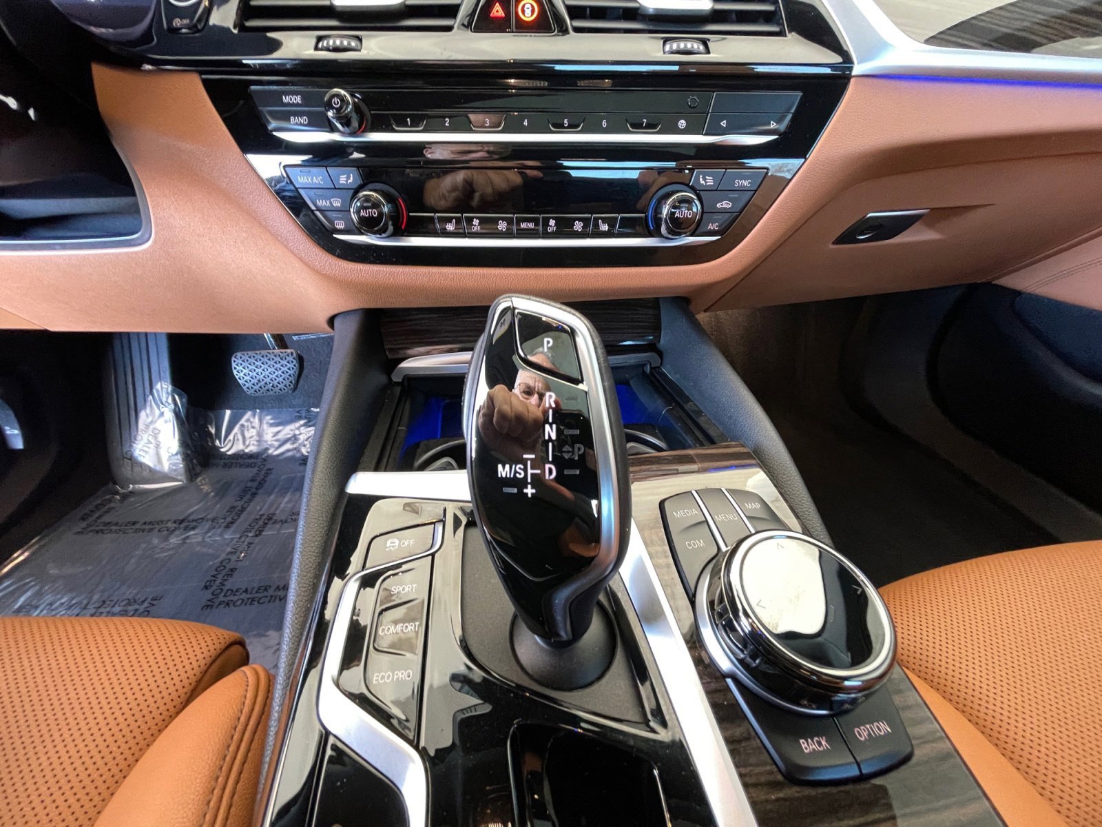 Used 2023 BMW 530i xDrive w/ Executive Package image 15