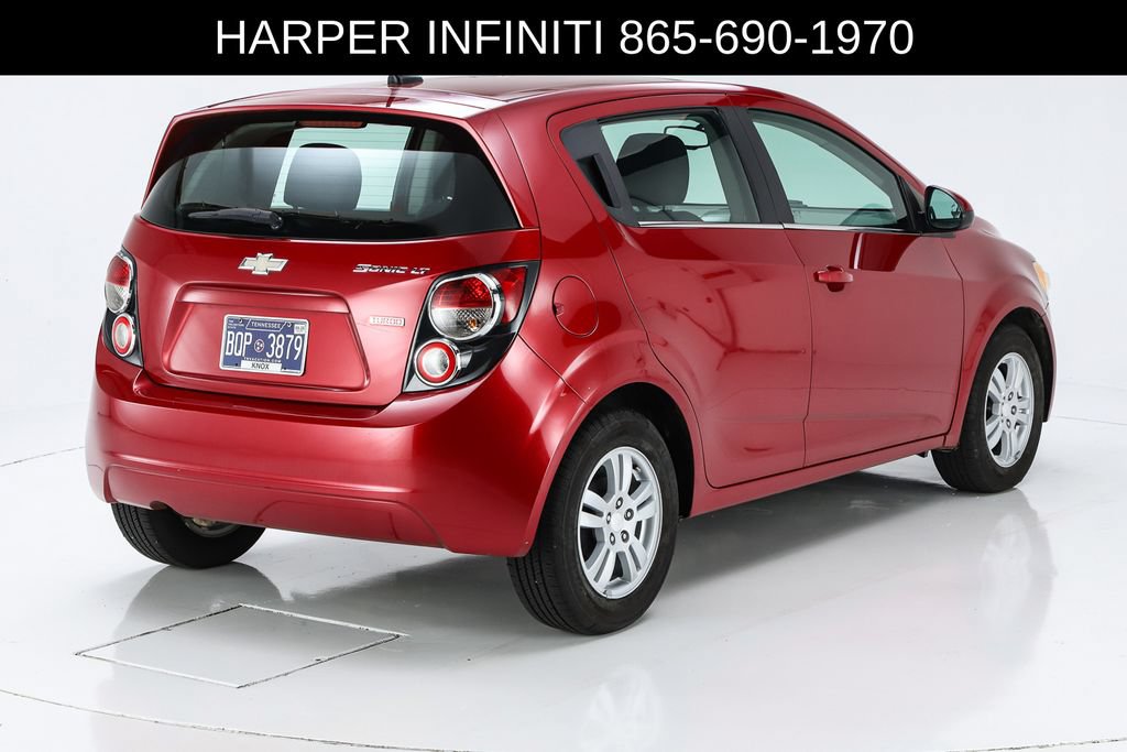 Used 2014 Chevrolet Sonic LT w/ Fun and Sun Package FWD image 10