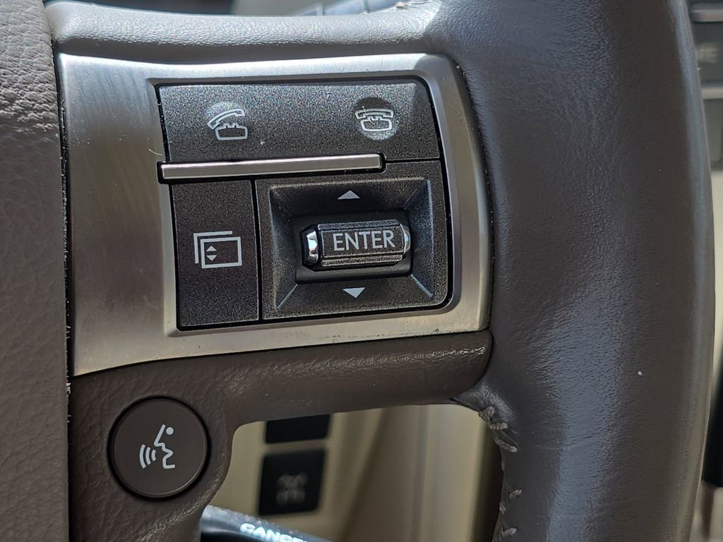 Used 2015 Lexus GX 460 Luxury AWD/4WD image 16