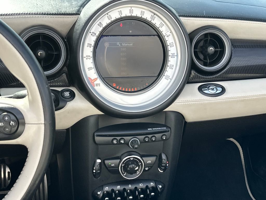 Used 2014 MINI Cooper S image 15