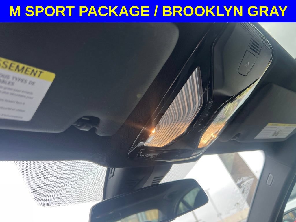 Used 2023 BMW 330i Sedan w/ M Sport Package RWD image 32