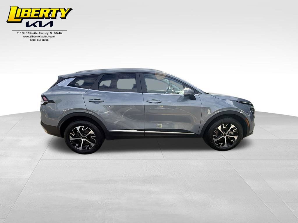 Used 2024 Kia Sportage EX AWD/4WD image 8