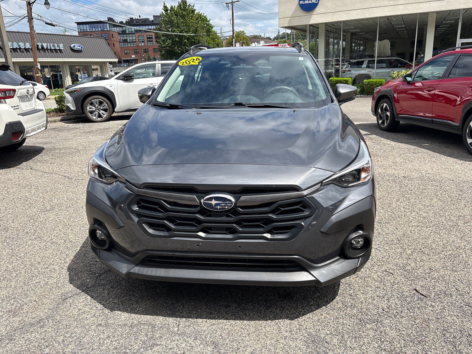 Used 2024 Subaru Crosstrek 2.0i Premium AWD/4WD image 2