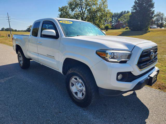 Used 2016 Toyota Tacoma SR5 image 4