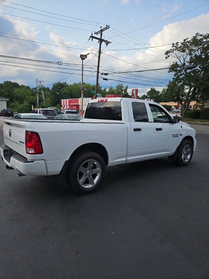 Used 2016 RAM 1500 Express AWD/4WD image 4