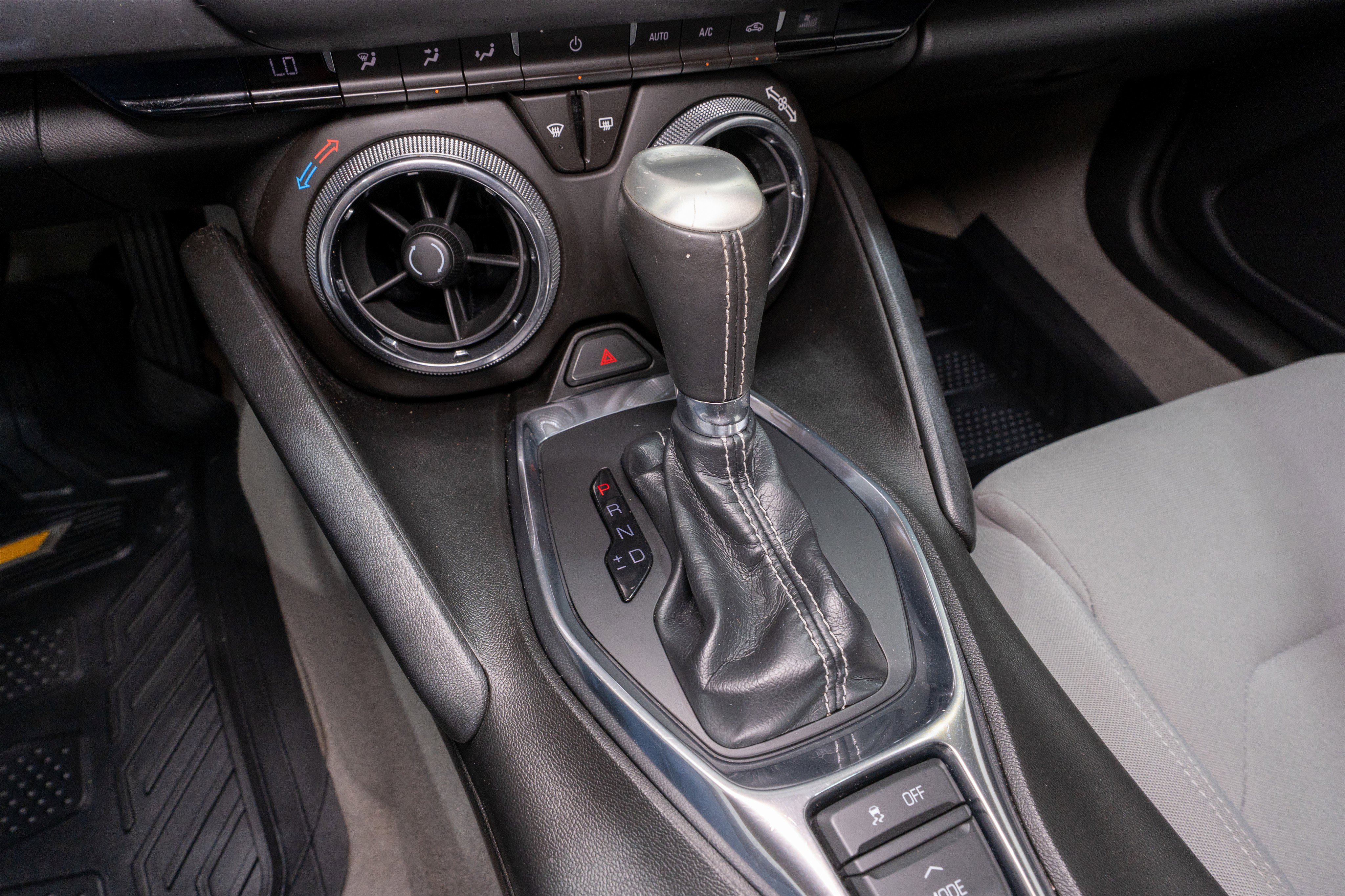 Used 2017 Chevrolet Camaro LT image 20