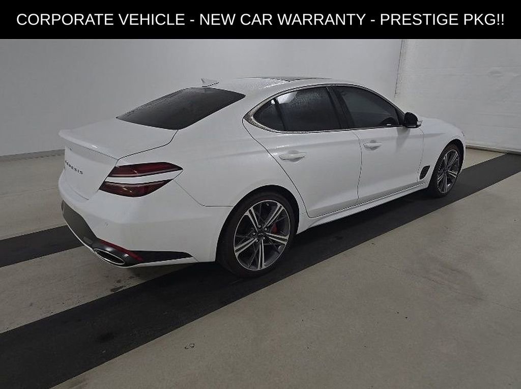 Used 2025 Genesis G70 2.5T image 2