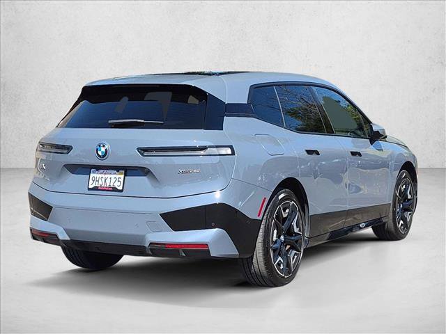 Used 2024 BMW iX xDrive50 w/ Sport Package AWD/4WD image 5