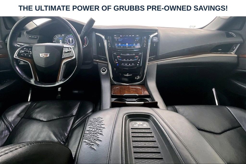 Used 2018 Cadillac Escalade Luxury AWD/4WD image 20
