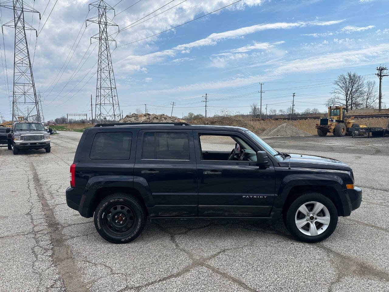 Used 2011 Jeep Patriot Sport AWD/4WD image 5