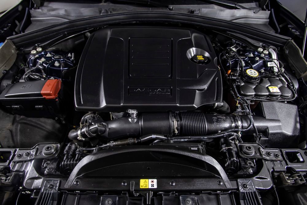 Used 2021 Jaguar F-PACE S image 46