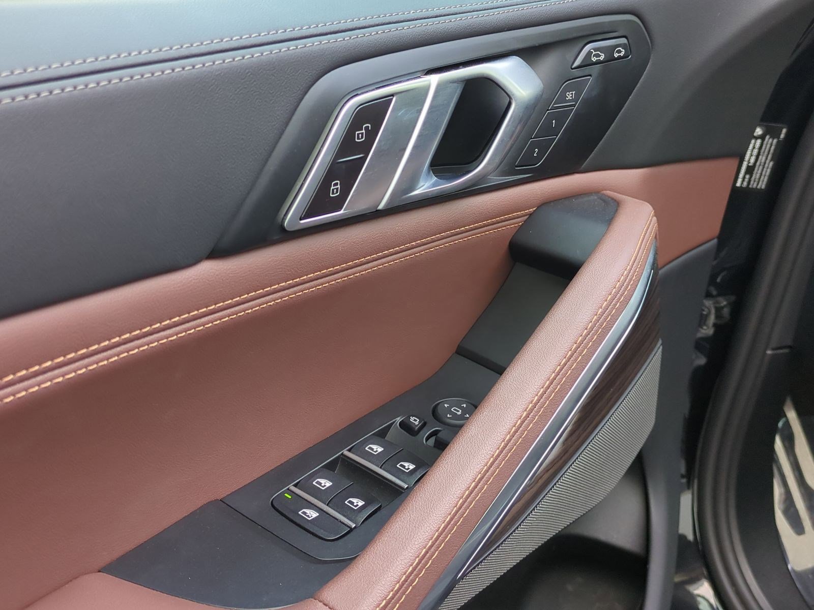 Certified 2024 BMW X6 xDrive40i w/ Premium Package image 15