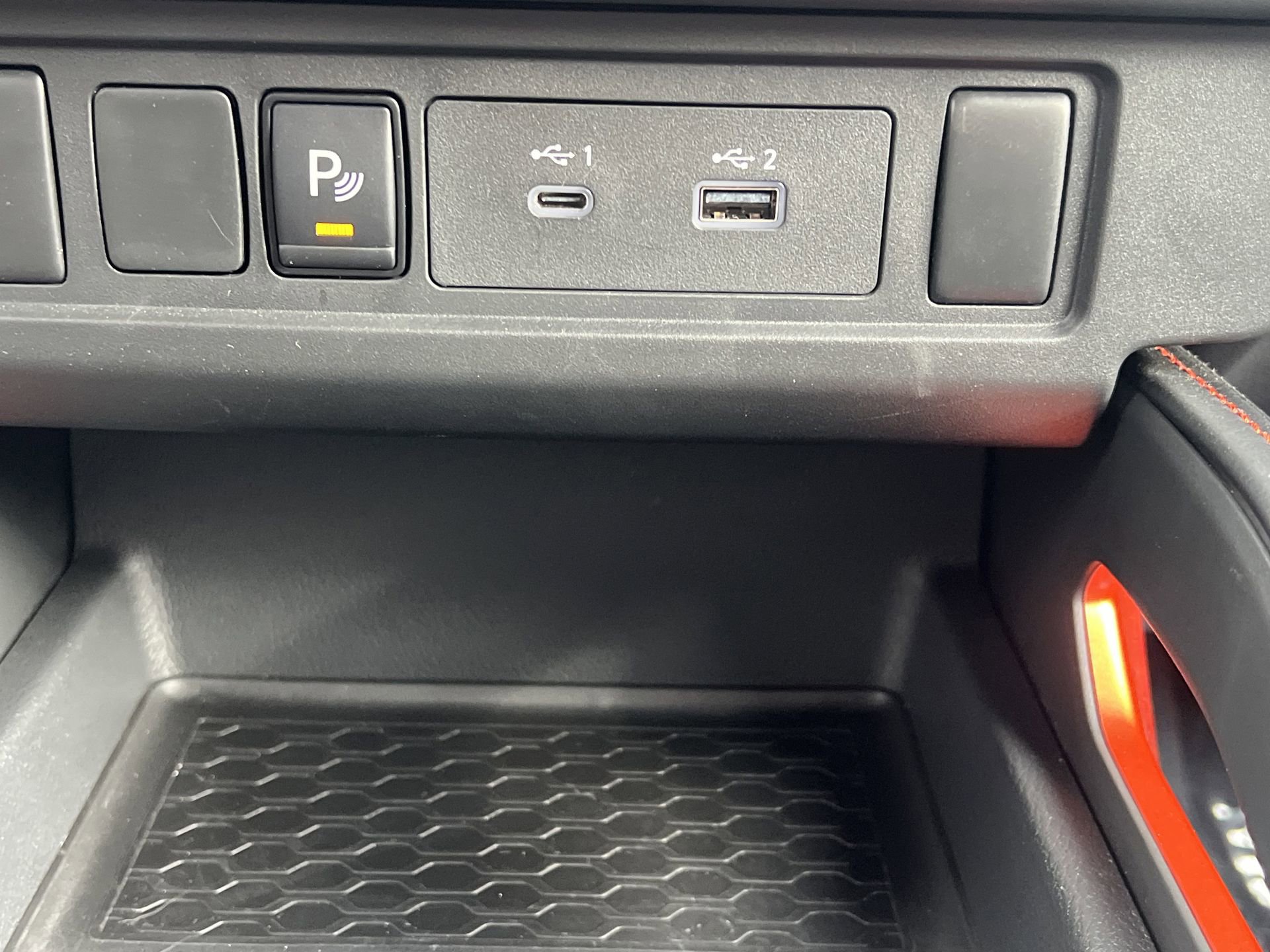 Used 2025 Nissan Frontier PRO-4X image 7