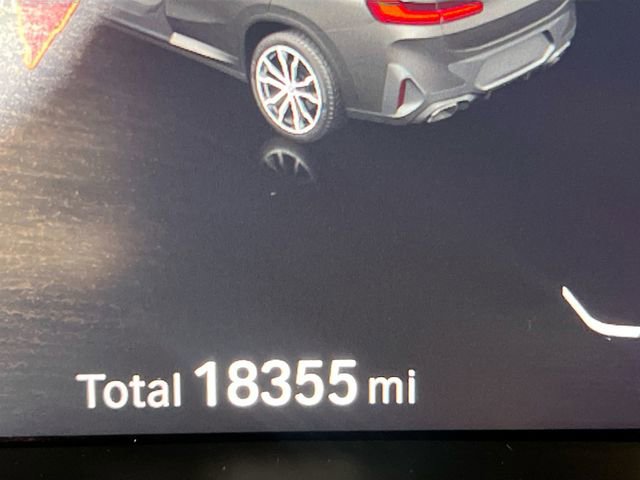 Used 2025 BMW X4 xDrive30i image 17