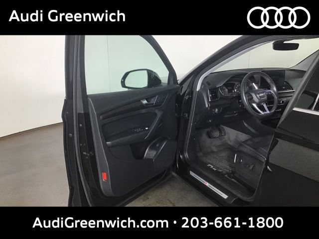 Certified 2023 Audi Q5 2.0T Premium w/ Convenience Package AWD/4WD image 10