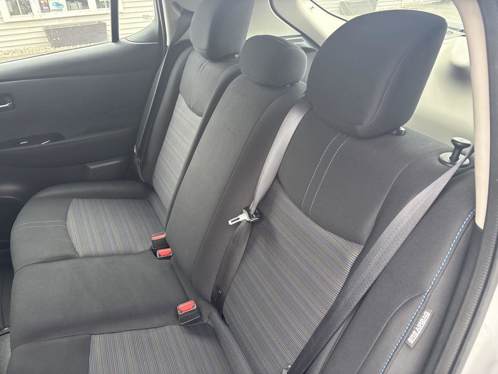 Used 2020 Nissan Leaf SV w/ SV All Weather Package FWD image 19