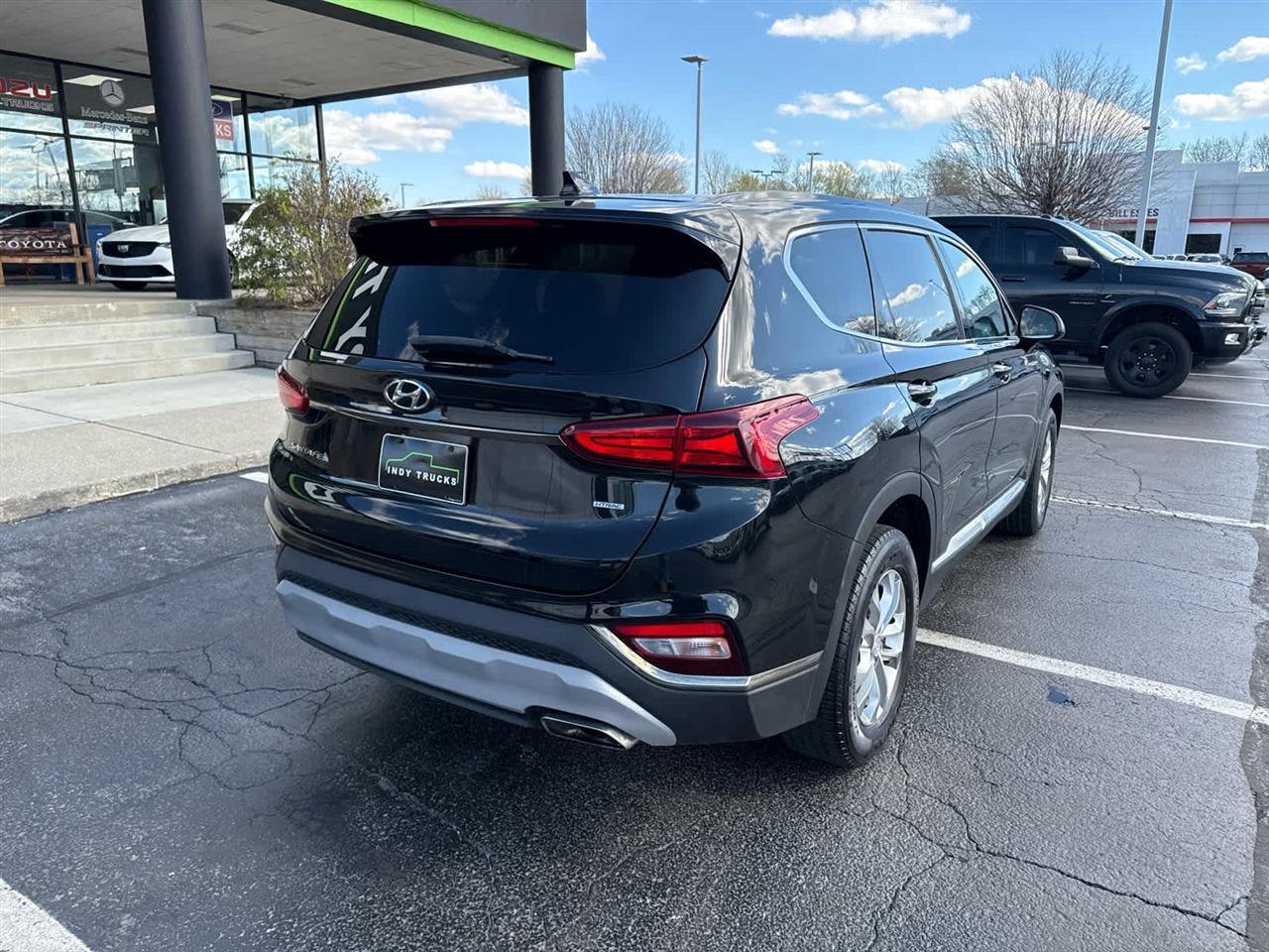 Used 2019 Hyundai Santa Fe SEL image 8