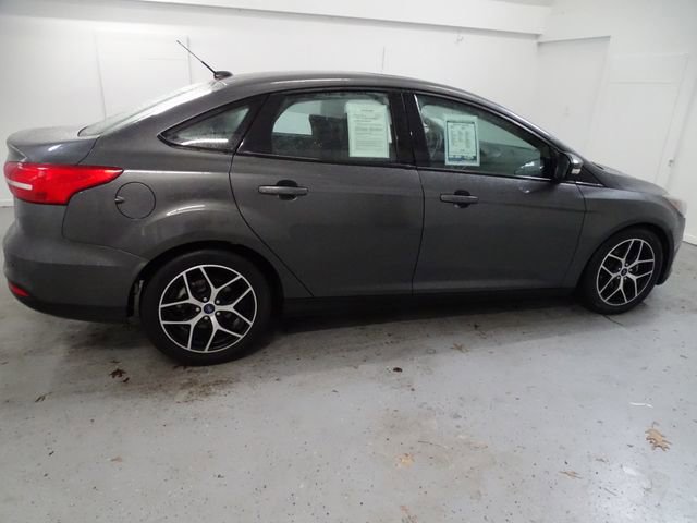 Used 2018 Ford Focus SEL image 19