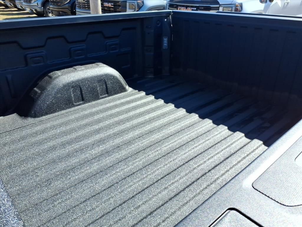 New 2026 GMC Sierra 1500 Pro w/ Graphite Edition image 17