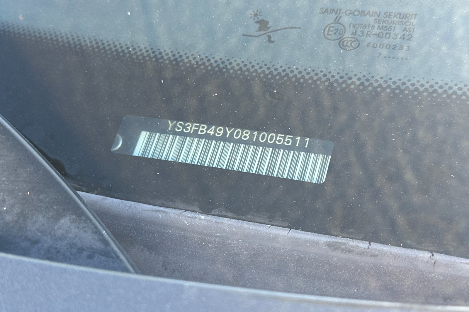 Used 2008 Saab 9-3 2.0T w/ Moonroof Package image 3