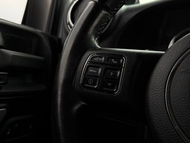 Used 2011 Jeep Wrangler Rubicon w/ PWR Convenience Group image 7