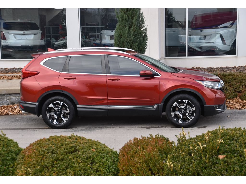Used 2018 Honda CR-V Touring image 3
